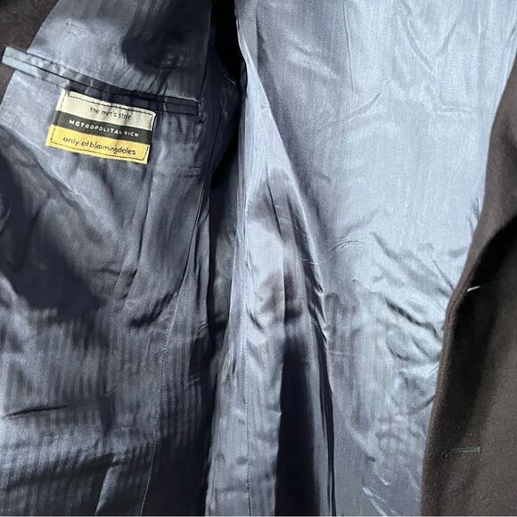 Men's Bloomingdale's Metropolitan View 42L Navy Wool Blend 3 Button Blazer - Picture 6 of 10